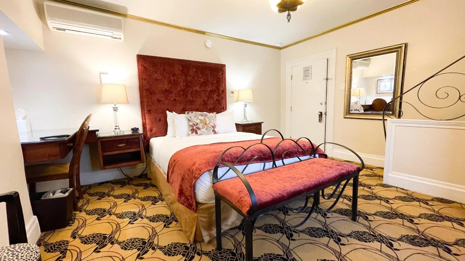 Hotel Manoir D'Auteuil Quebec City