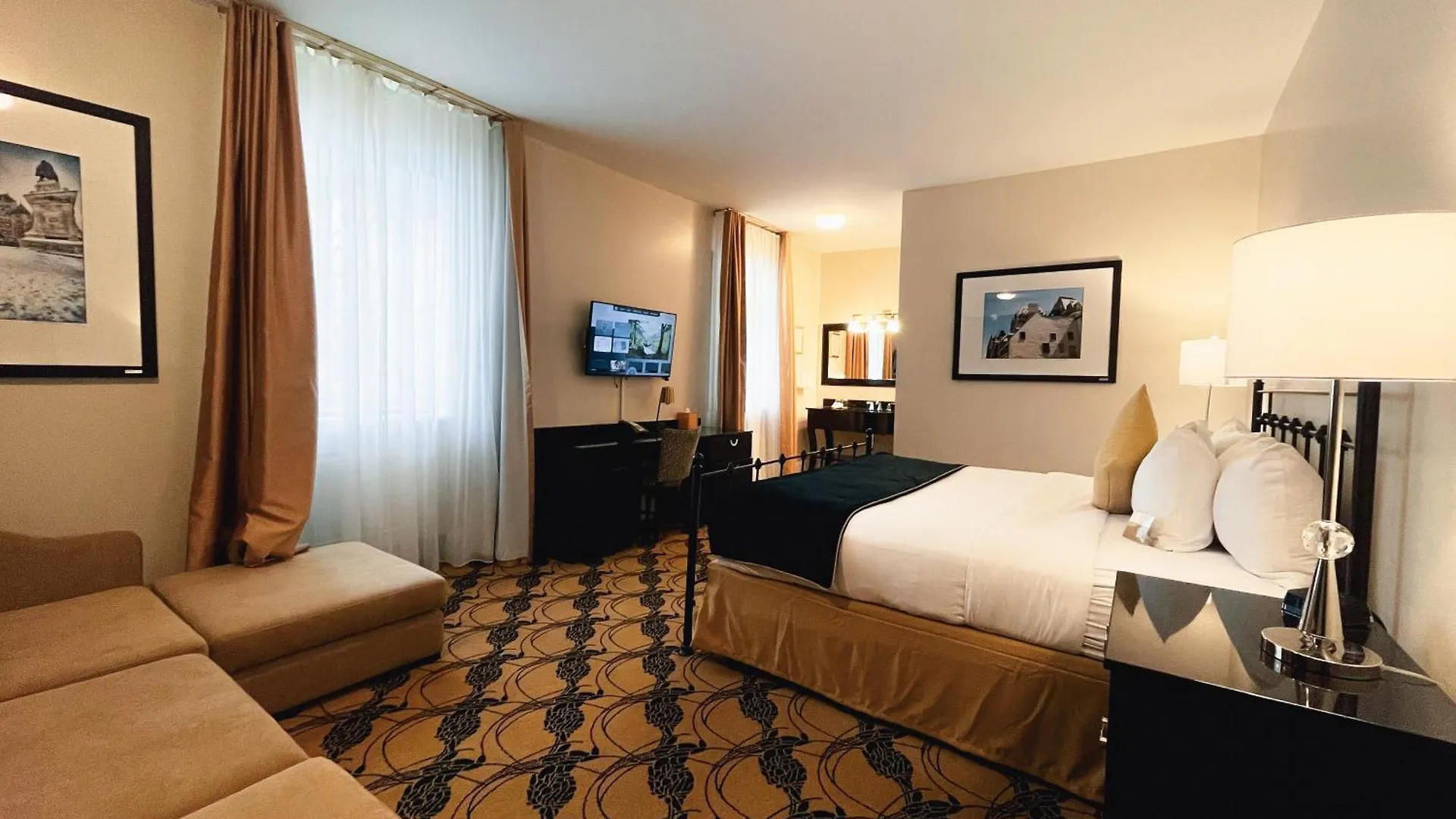 Hotel Manoir D'Auteuil Quebec City