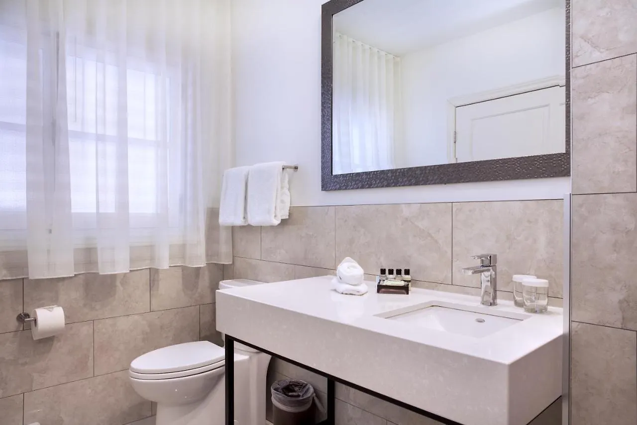 Hotel Manoir D'Auteuil Quebec City 3*,  Canada