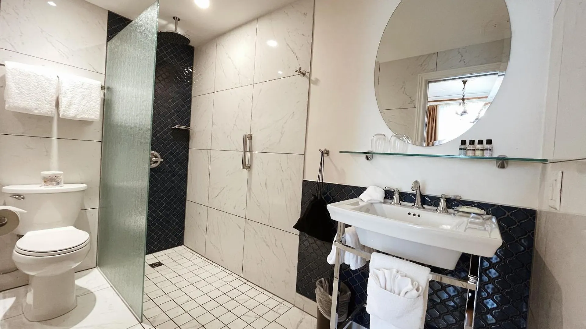 ***  Hotel Manoir D'Auteuil Québec Kanada